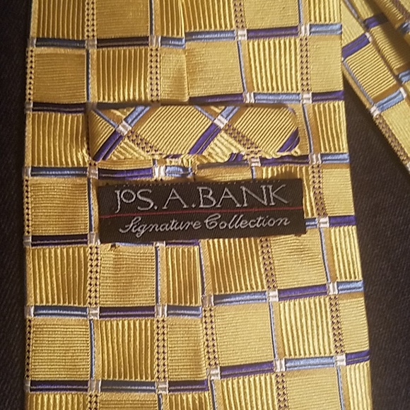 Men's Tie by Joseph A. Banks - Picture 2 of 3